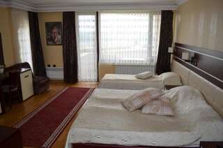 Курортные отели MG Hotel Complex Момчилград Двухместный номер с 1 кроватью или 2 отдельными кроватями и балконом-15